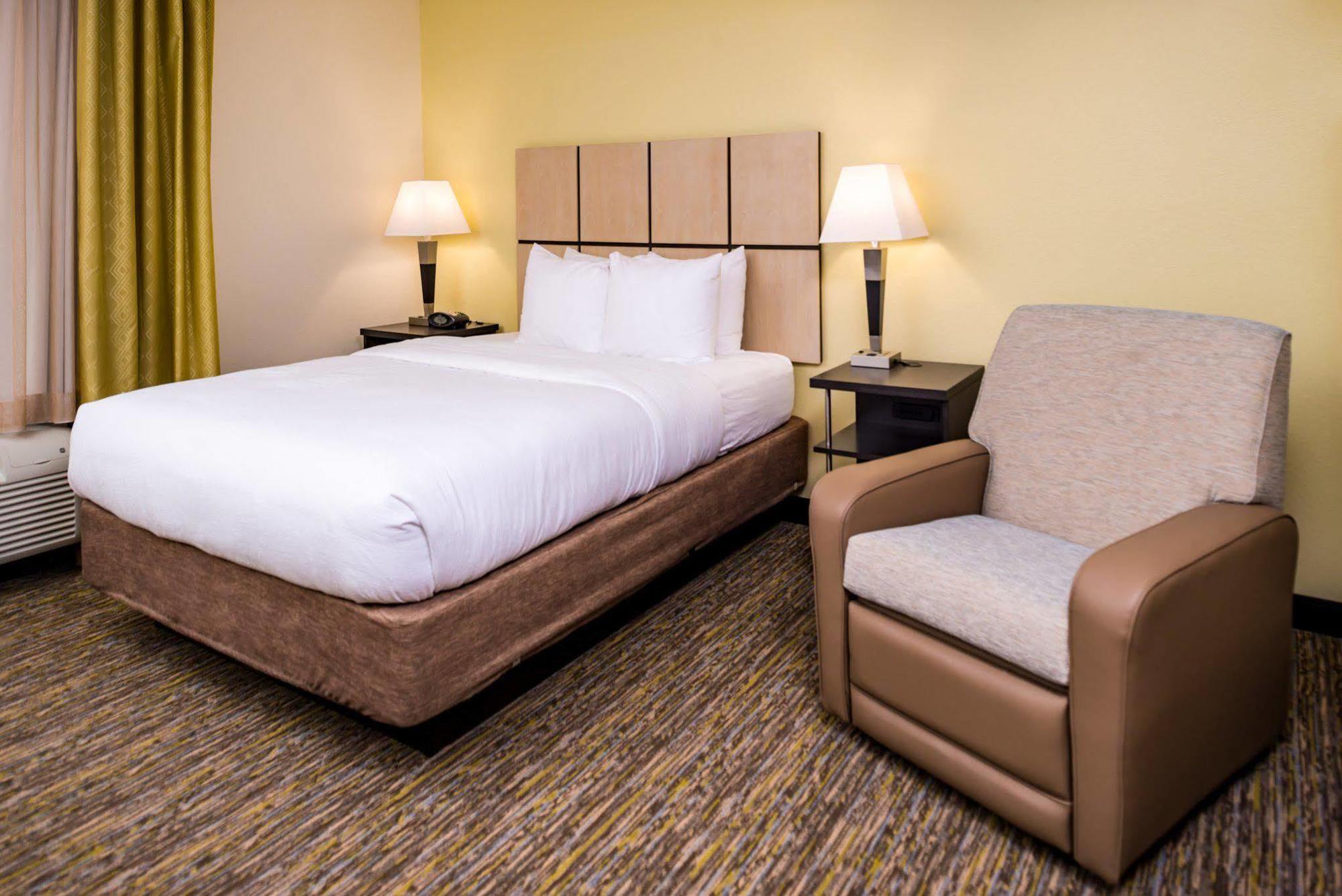 Candlewood Suites Carlsbad Eksteriør billede