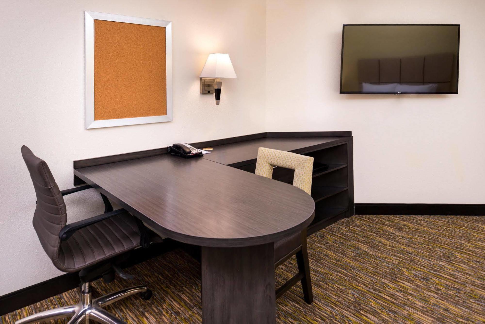 Candlewood Suites Carlsbad Eksteriør billede